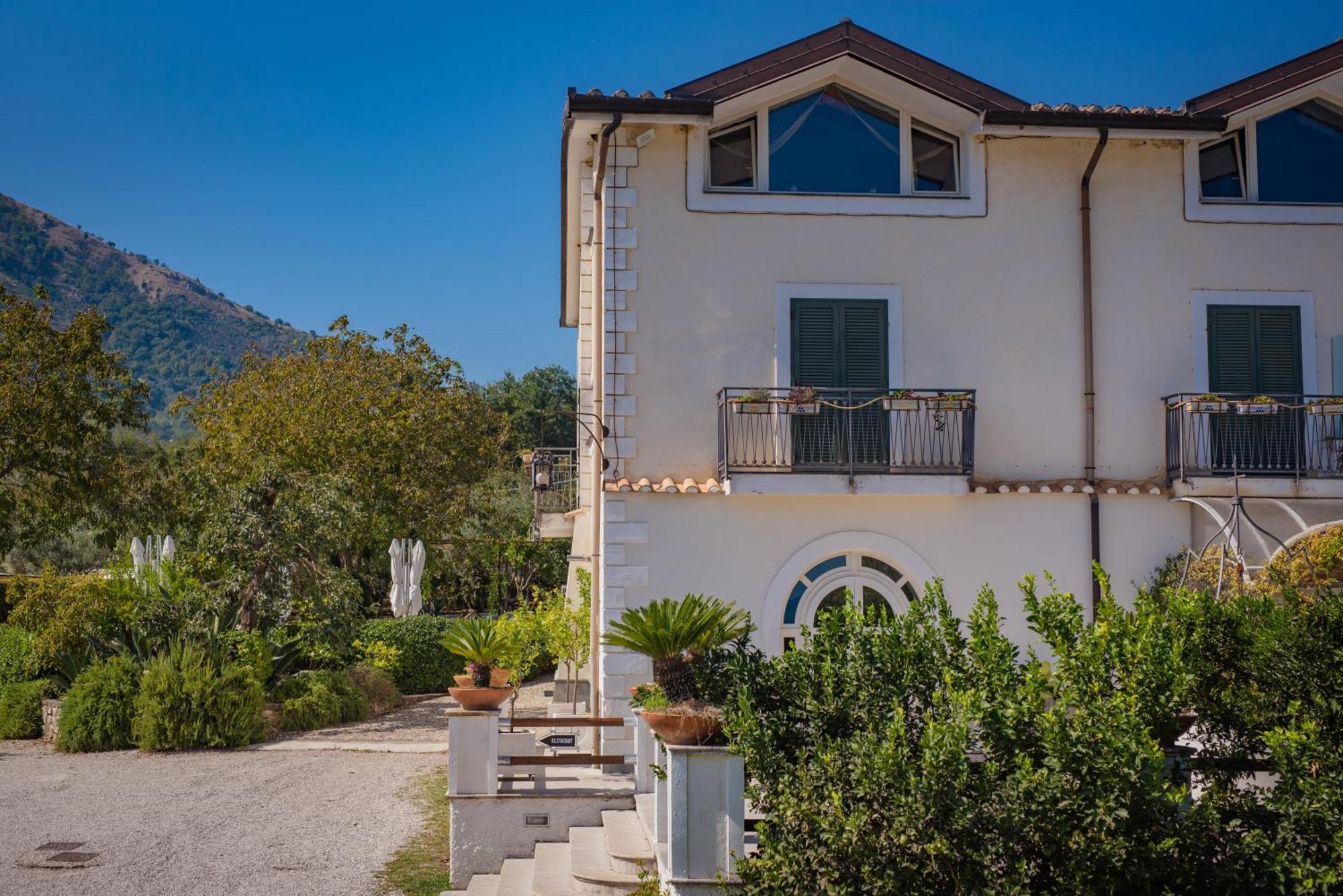 Hotel Villa Rizzo Resort And Spa San Cipriano Picentino Exterior foto